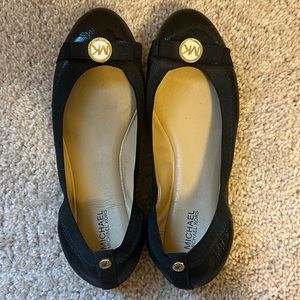 Never worn Michael Kors black flats, size 6, like new condition